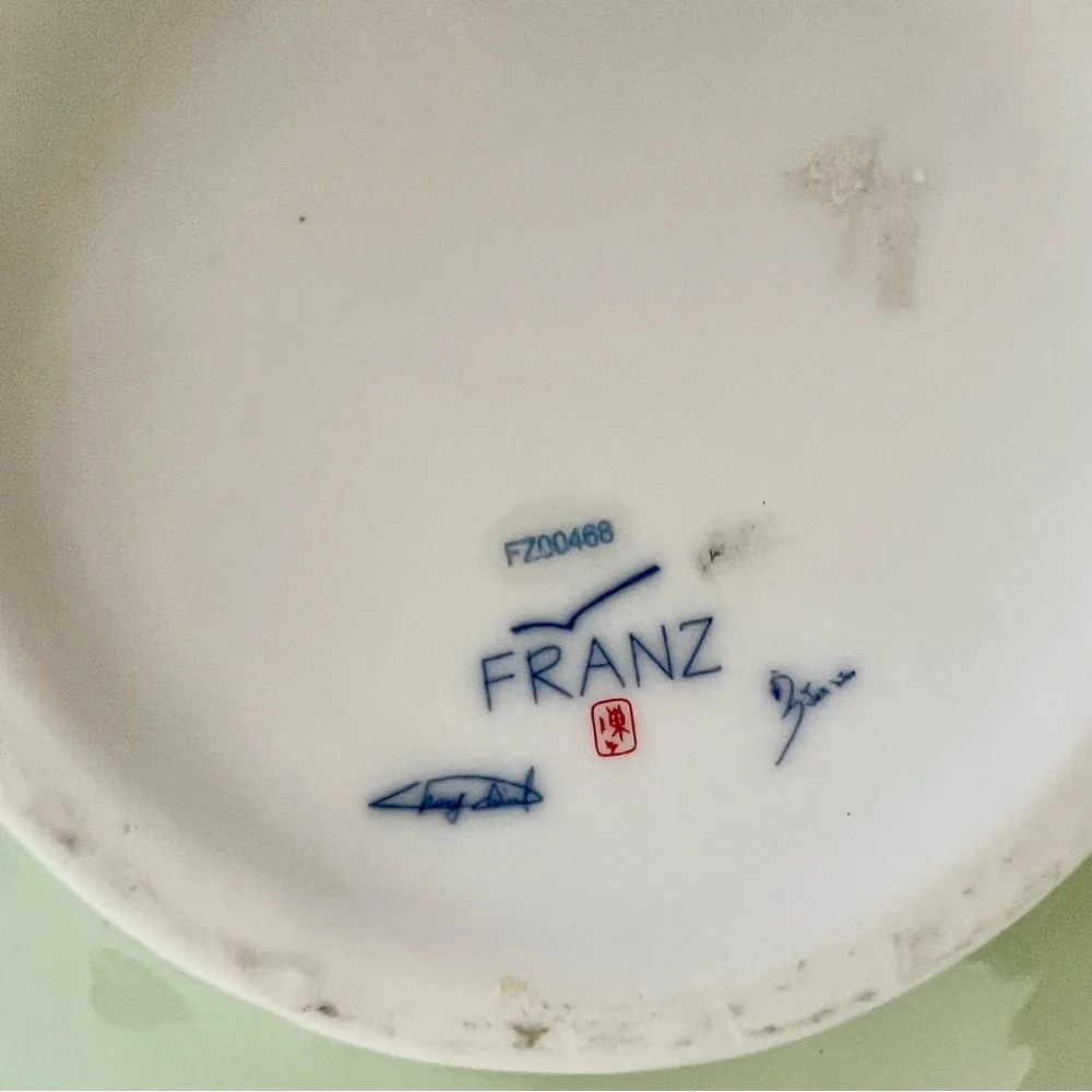 Franz Collection Porcelain Spring Ladybug Flowers Vase 9” Signed Retired FZ00468